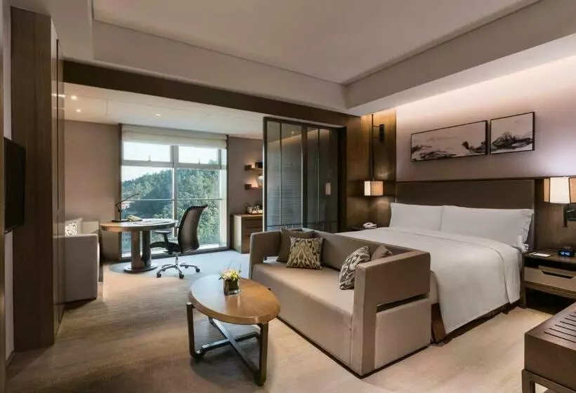 キングサイズベッドのデラックスルーム, Doubletree By Hilton Hotel Shiyan