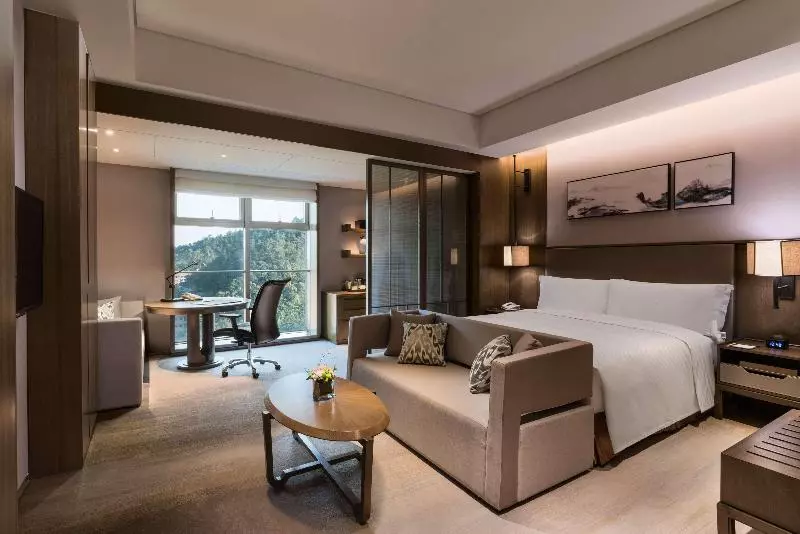 キングサイズベッドのデラックスルーム, Doubletree By Hilton Hotel Shiyan