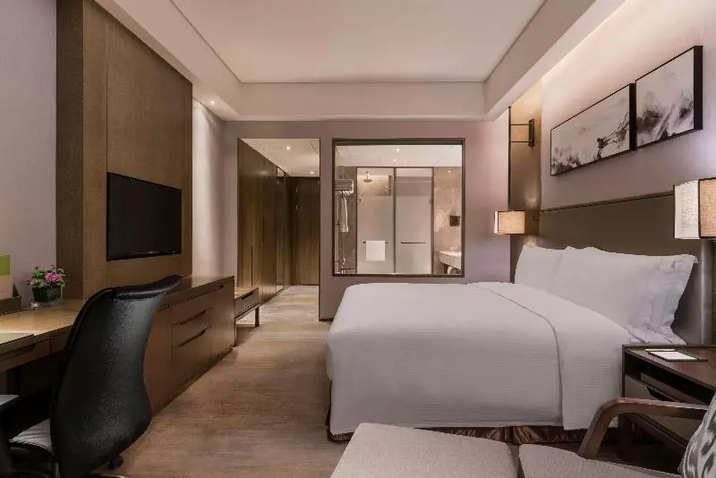 キングサイズベッドのスーペリアルーム, Doubletree By Hilton Hotel Shiyan