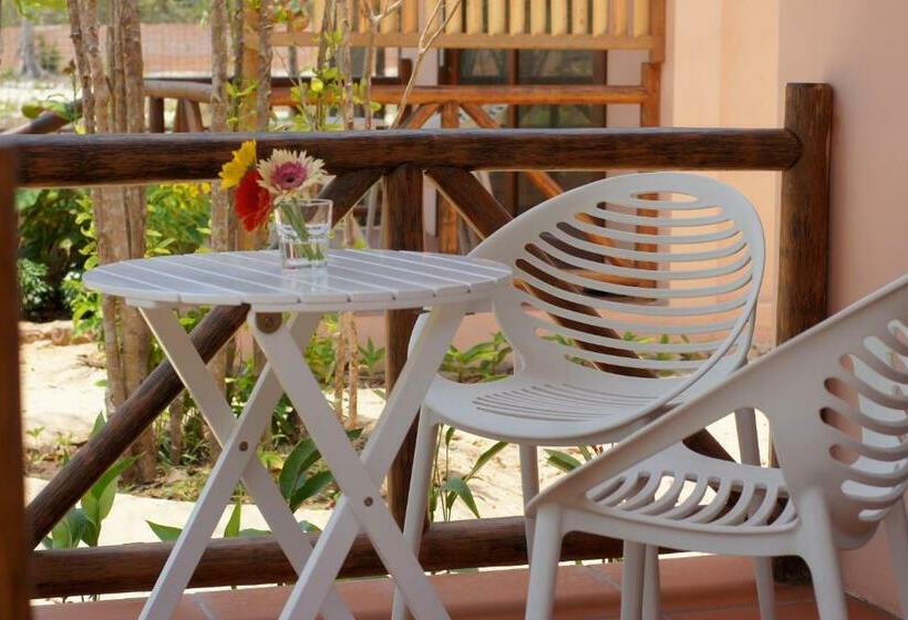 بانگلوی استاندارد, Gold Sand Beach Bungalow