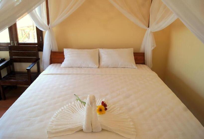 اتاق استاندارد سه تخته با چشمانداز باغ, Gold Sand Beach Bungalow