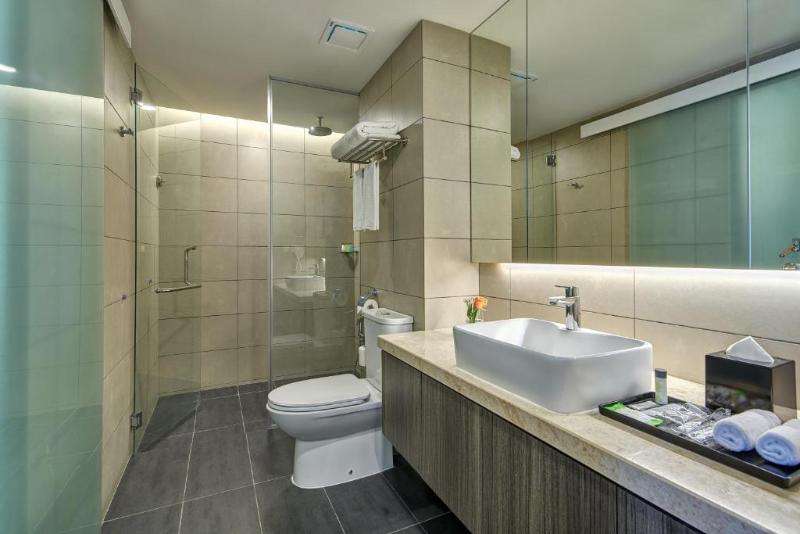 جناح, Grand Ion Delemen