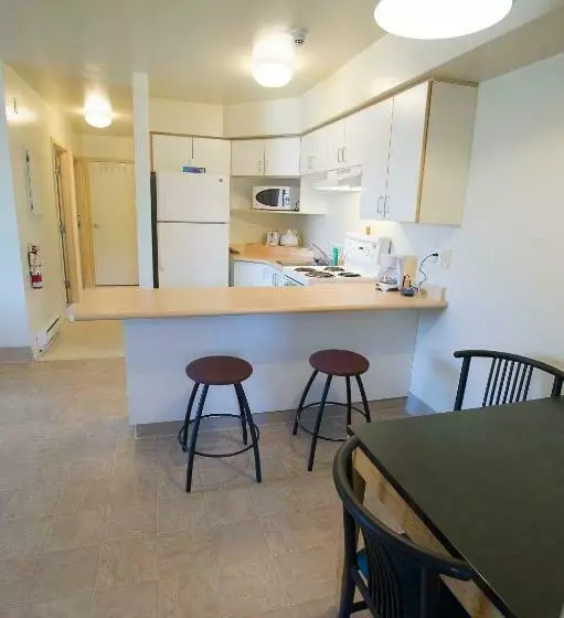 ４ベッドルームアパートメント, Backpacker College At Memorial University   Grenfell Campus