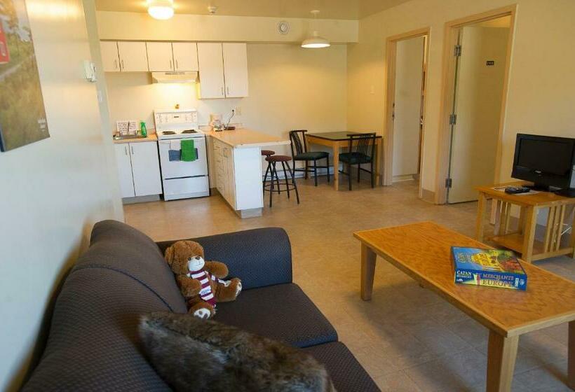 ４ベッドルームアパートメント, Backpacker College At Memorial University   Grenfell Campus