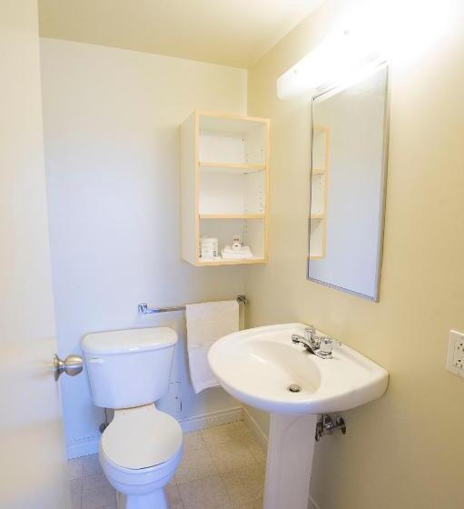 ４ベッドルームアパートメント, Backpacker College At Memorial University   Grenfell Campus