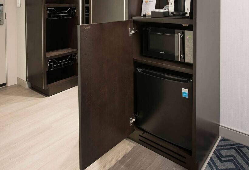 غرفة قياسية سرير مزدوج لذوى الإحتياجات الخاصة, Hilton Garden Inn Foxborough Patriot Place