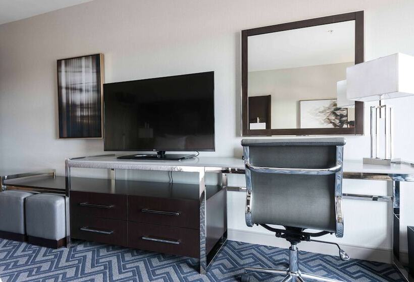 Номер Стандарт Двуспальная Кровать Адаптированный для Инвалидов, Hilton Garden Inn Foxborough Patriot Place