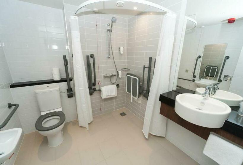 Номер Стандарт, Holiday Inn Express Aberdeen Airport, An Ihg