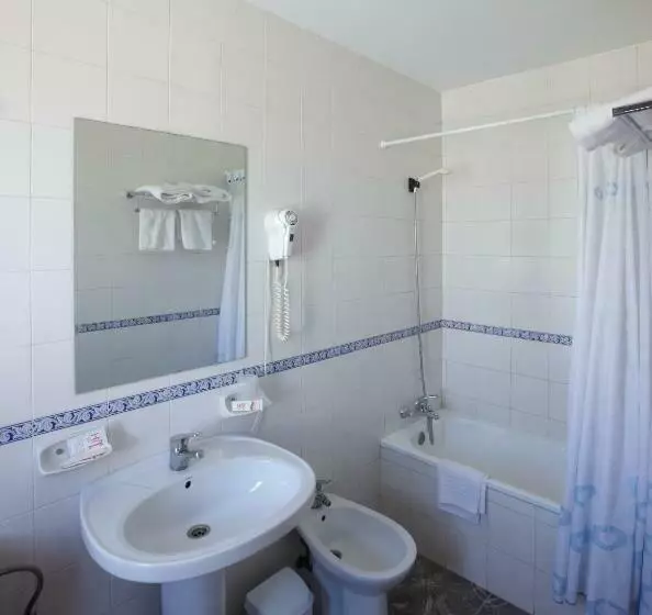 Standard Neljän Hengen Huone, Las Terrazas
