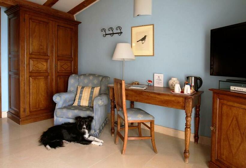 اتاق لوکس, Le Ville Relais