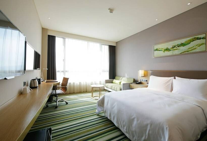 스탠다드 룸 더블 침대, Mercure Nanchang Sunac