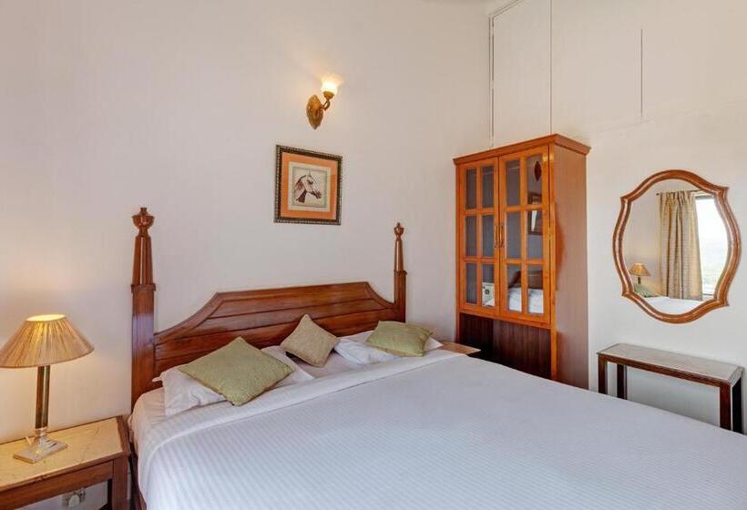 Люкс Вид на Сад, Ramsukh Resorts And Spa