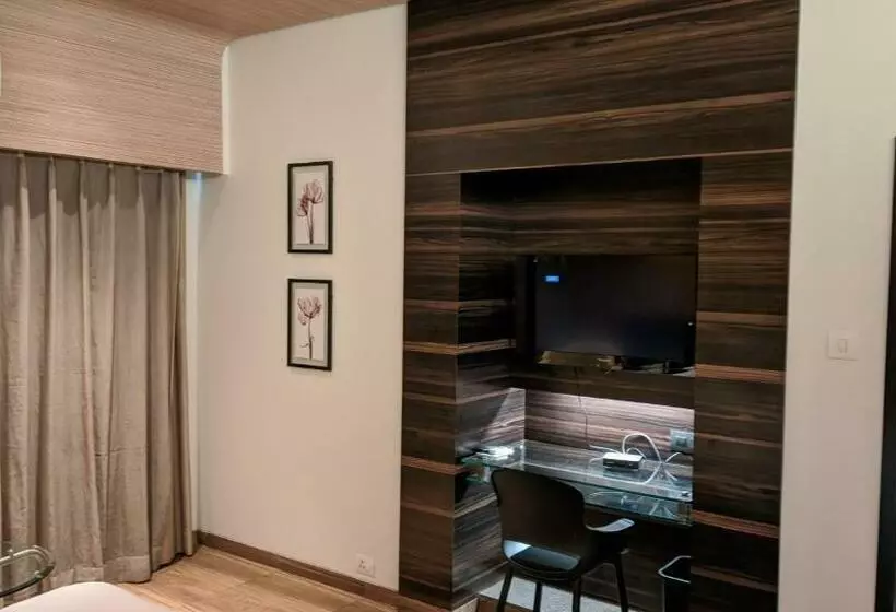 اتاق لوکس, Sankam Residency