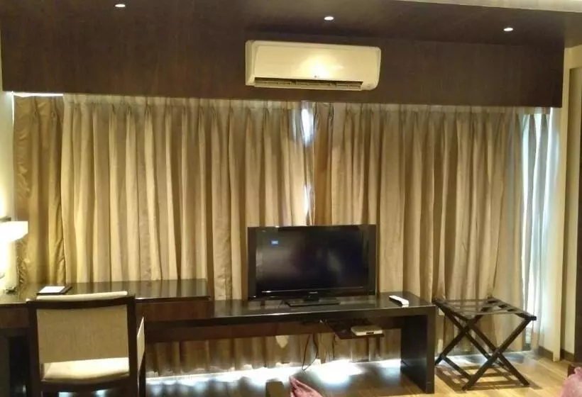 سوییت لوکس, Sankam Residency