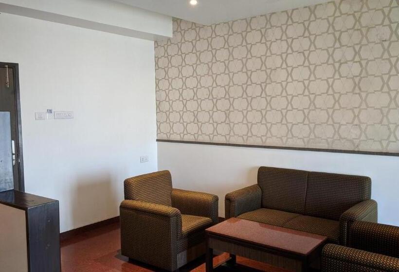 סוויטה אקזקיוטיב, Sankam Residency