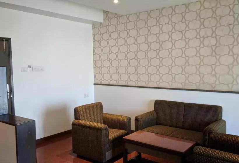 سوییت اجرایی, Sankam Residency
