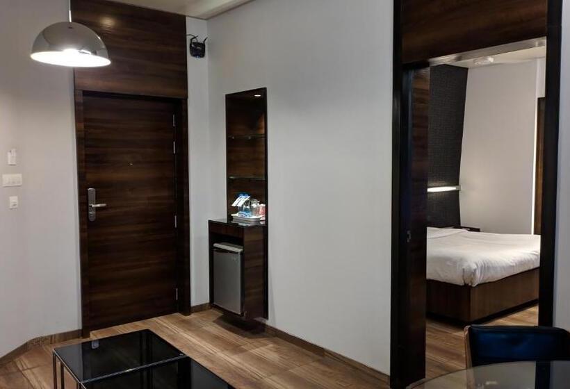 Люкс Повышенной Комфортности, Sankam Residency