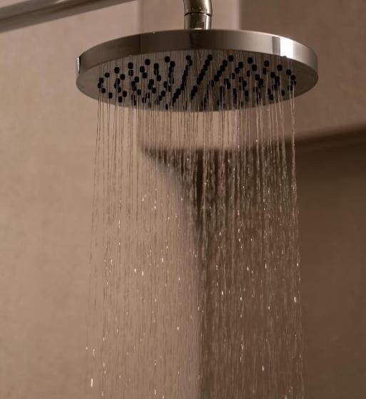 Номер Стандарт, Thira