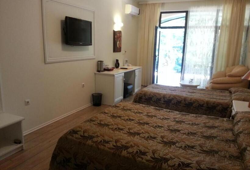 インサイドのスーペリアルーム, Venus