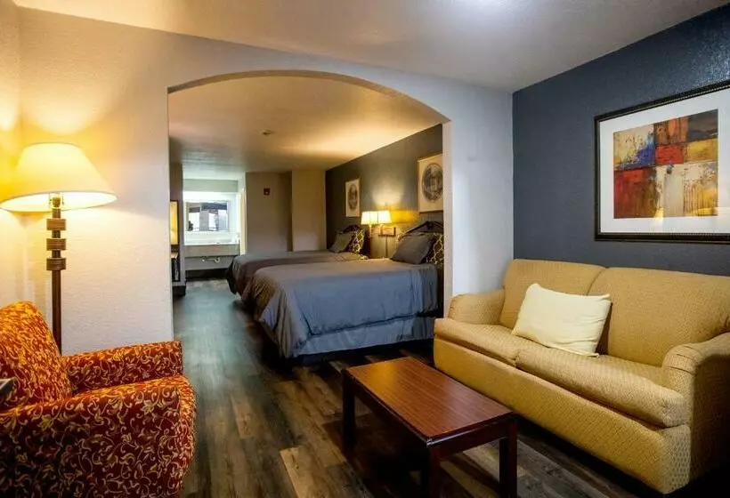 Perhesviitti, Magnolia Inn And Suites
