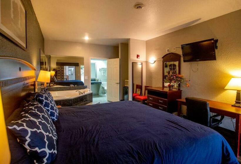 스위트 킹사이즈 침대, Magnolia Inn And Suites