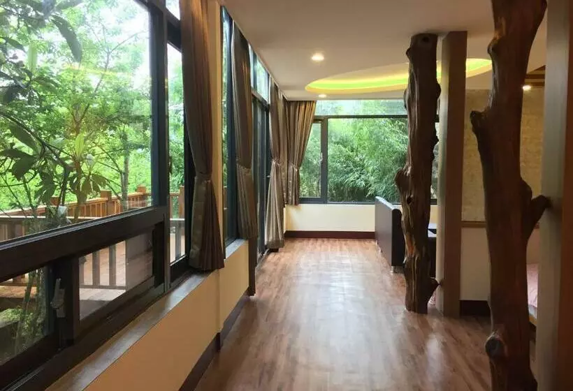 اتاق لوکس, Nantou Xitou Riverside Homestay B&b
