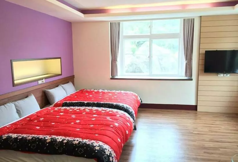 سوییت خانوادگی, Nantou Xitou Riverside Homestay B&b