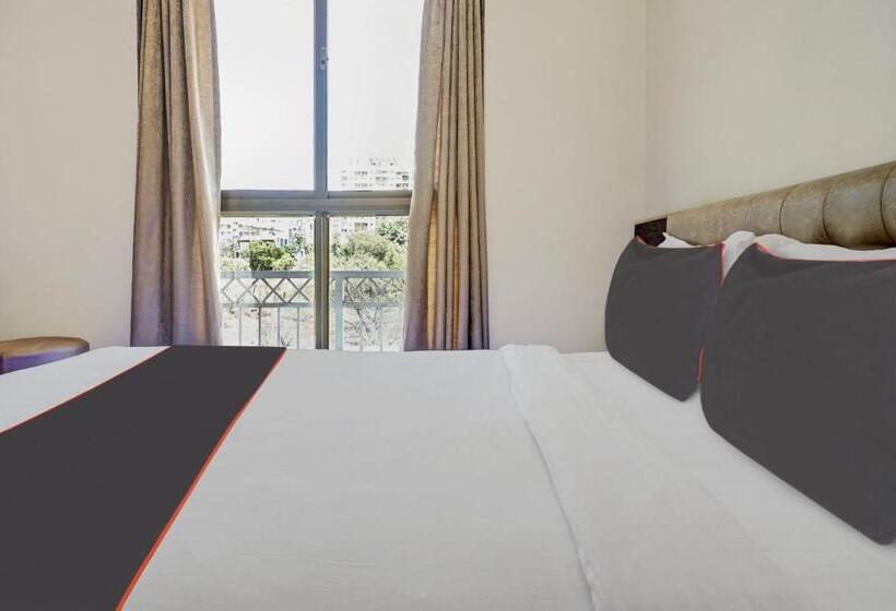 트리플 클래식 룸, Super Capital O Poona Royal