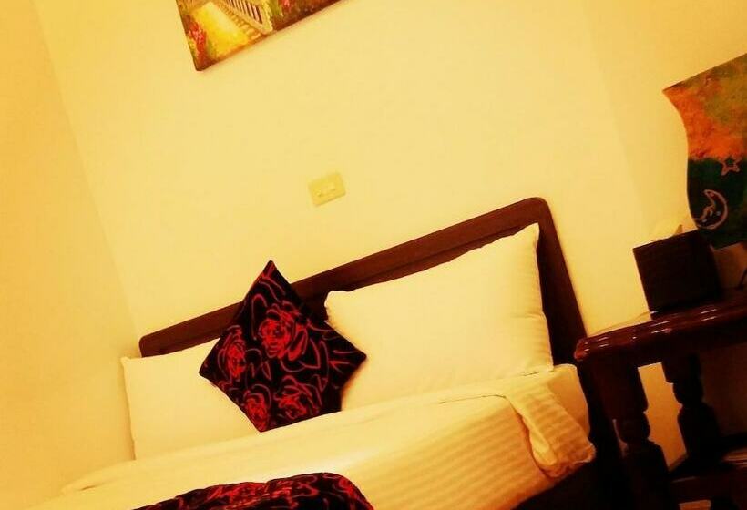 اتاق استاندارد, 179 House