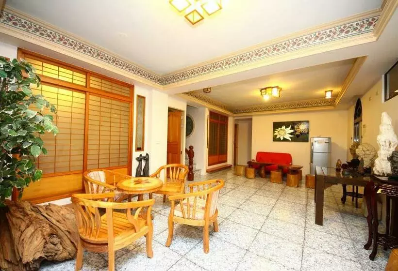 اتاق استاندارد چهار تخته, Country Grange B&b
