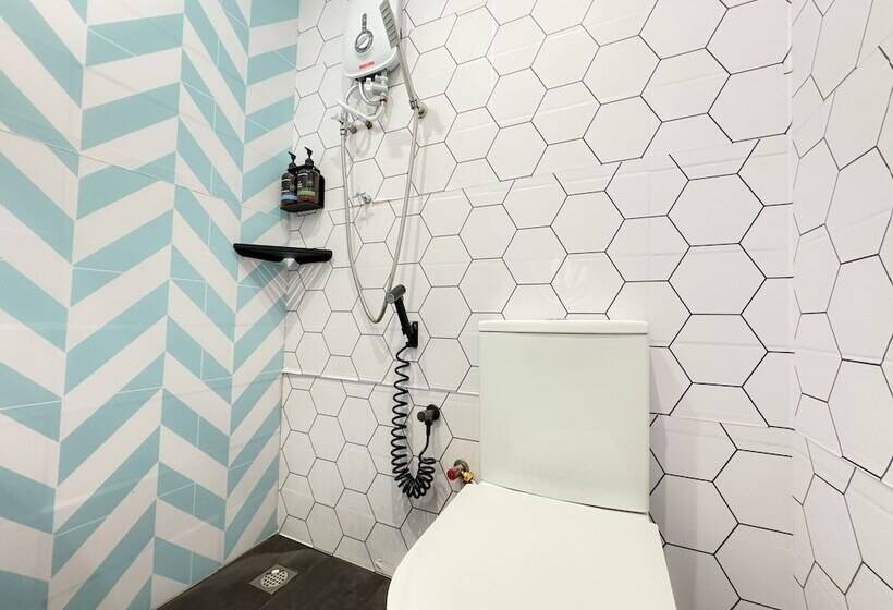 חדר סטנדרט עם מיטת קווין, Apple 1 Hotel Queensbay