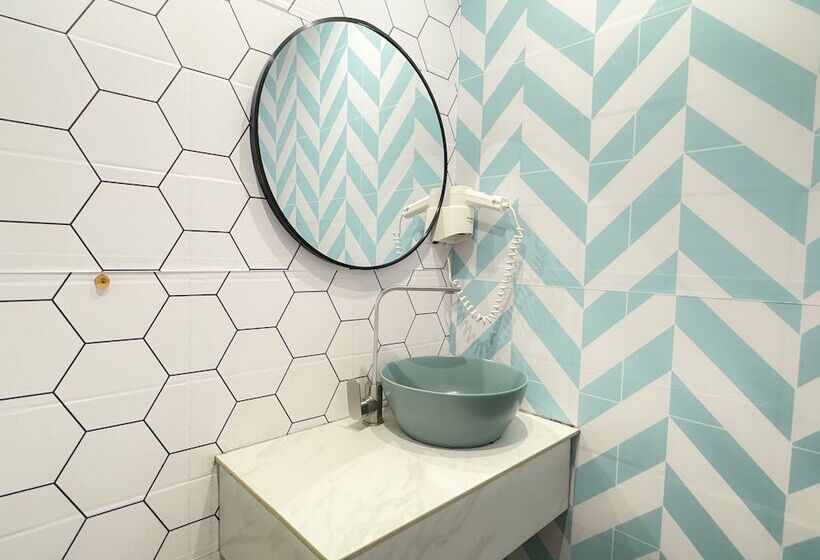 חדר סטנדרט עם מיטת קווין, Apple 1 Hotel Queensbay