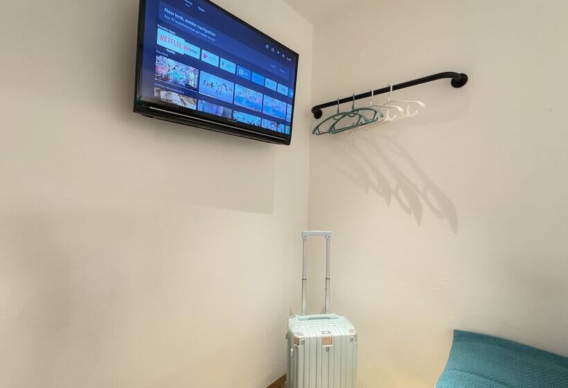 חדר סטנדרט עם מיטת קווין, Apple 1 Hotel Queensbay