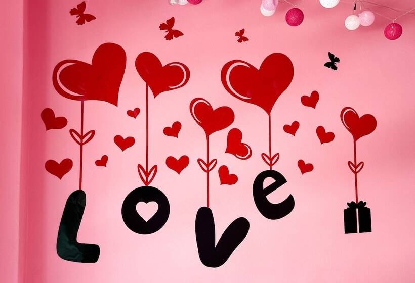 חדר רומנטי, Apple 1 Hotel Queensbay