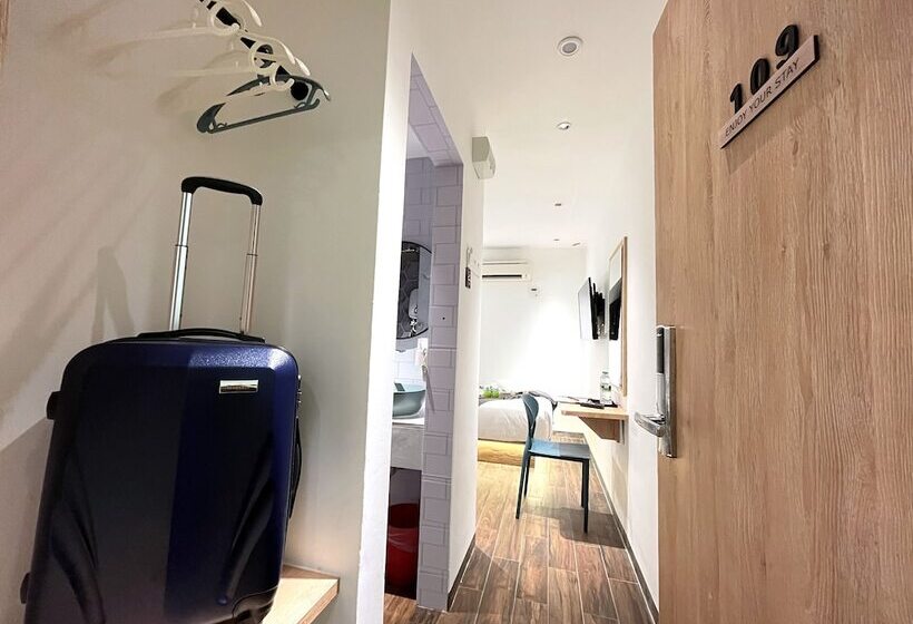 חדר סטנדרט עם מיטת קווין, Apple 1 Hotel Queensbay