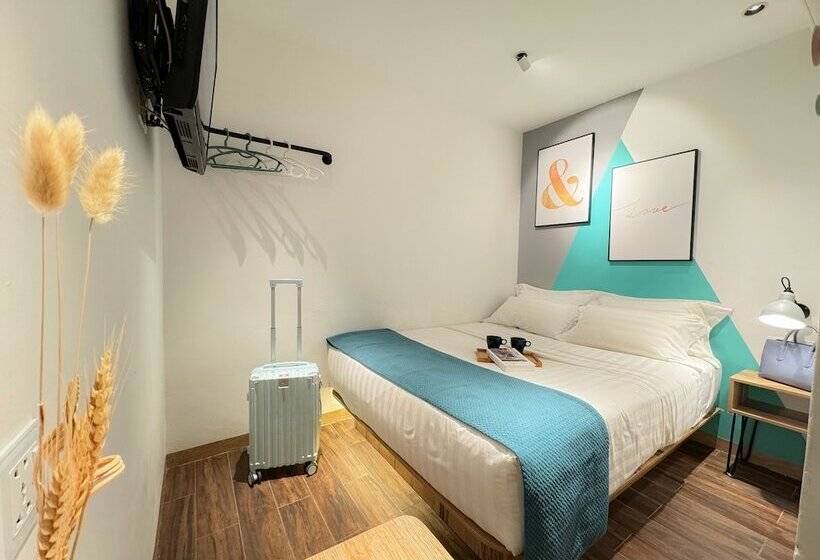 اتاق استاندارد با تخت دو نفره بزرگ, Apple 1 Hotel Queensbay