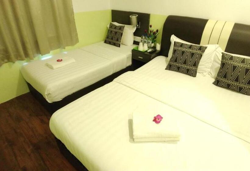 اتاق خانوادگی, Apple 1 Hotel Queensbay