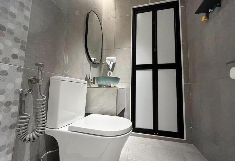 חדר משפחתי דלוקס, Apple 1 Hotel Queensbay