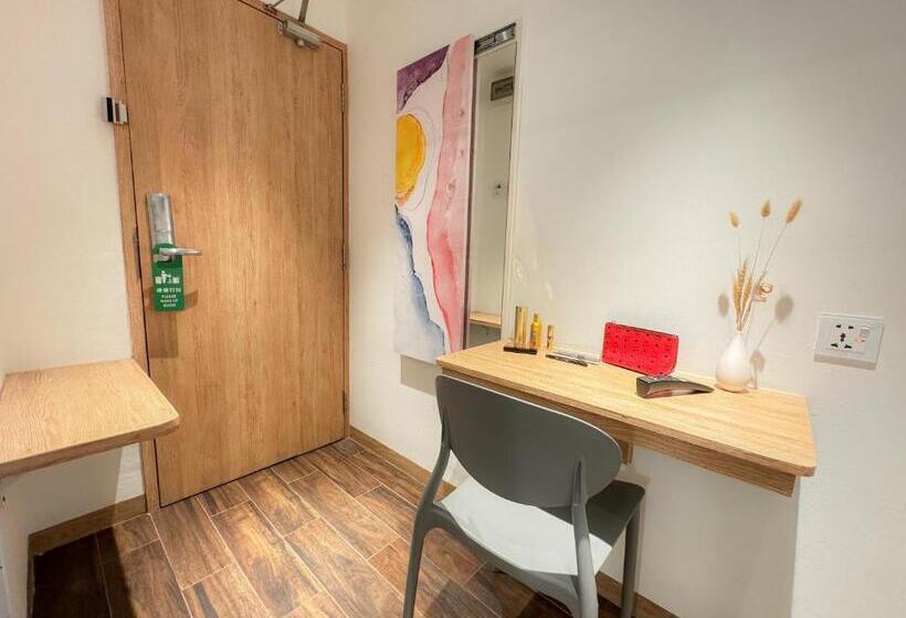 חדר סטנדרט עם מיטת קווין, Apple 1 Hotel Queensbay