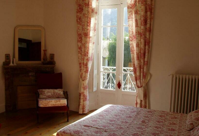 חדר סטנדרט, Castel De La Pique