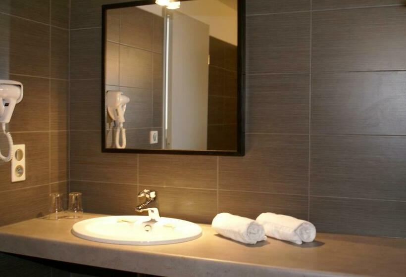 스탠다드 룸, Hôtel Bar Le Globe