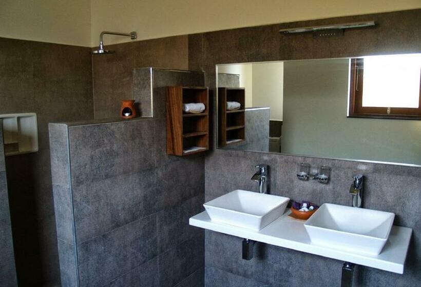 キングサイズベッドのスタンダードルーム, Imagine Villa