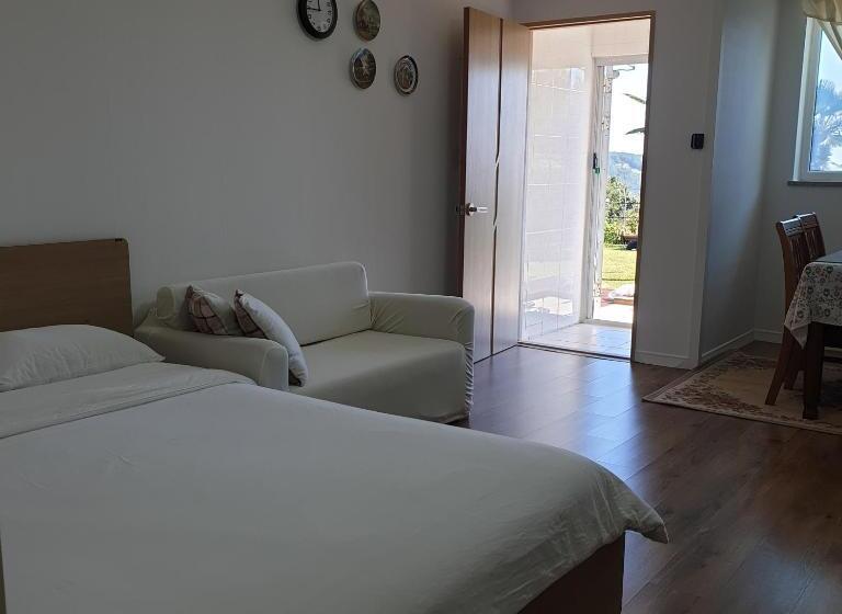 إستوديو قياسى, Namhae Neuhaus