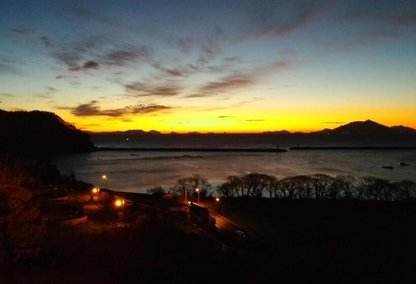 إستوديو قياسى, Namhae Neuhaus