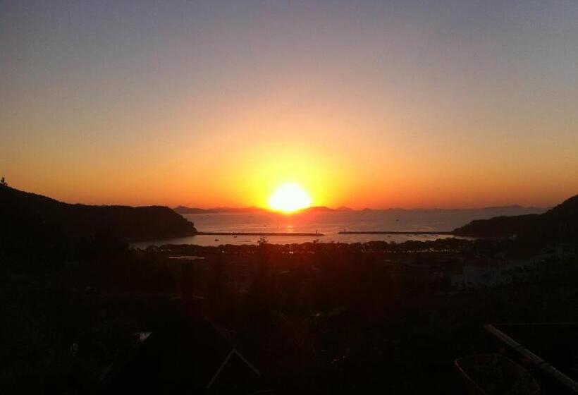 إستوديو قياسى مطل على البحر, Namhae Neuhaus