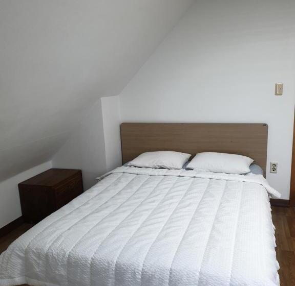 إستوديو قياسى مطل على البحر, Namhae Neuhaus