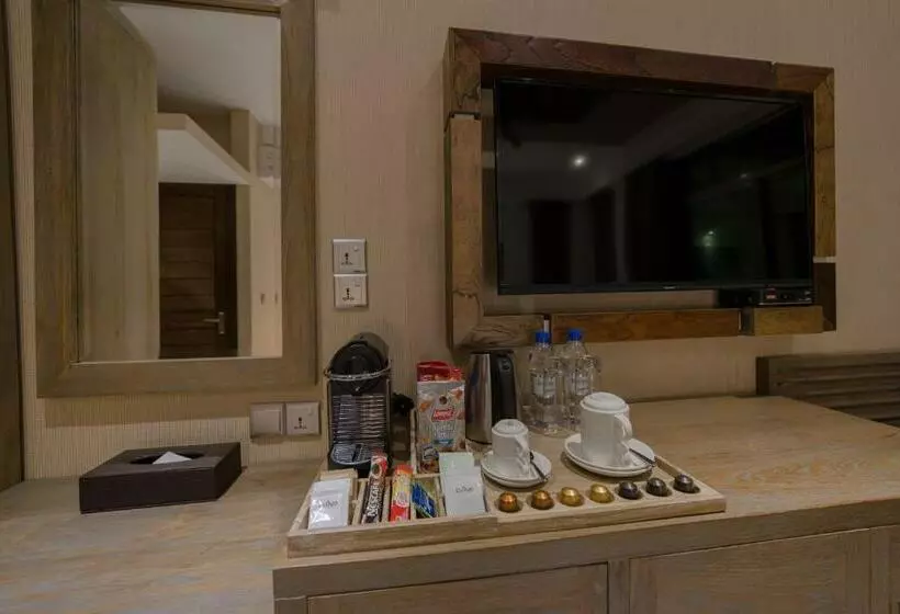 اتاق استاندارد با بالکن و چشم‌انداز دریا, Ocean Grand At Hulhumale