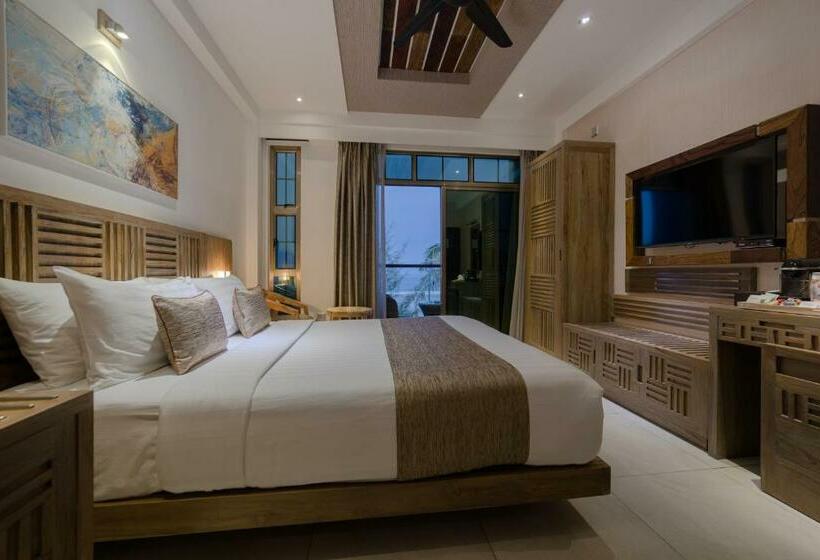 اتاق استاندارد با بالکن و چشم‌انداز دریا, Ocean Grand At Hulhumale