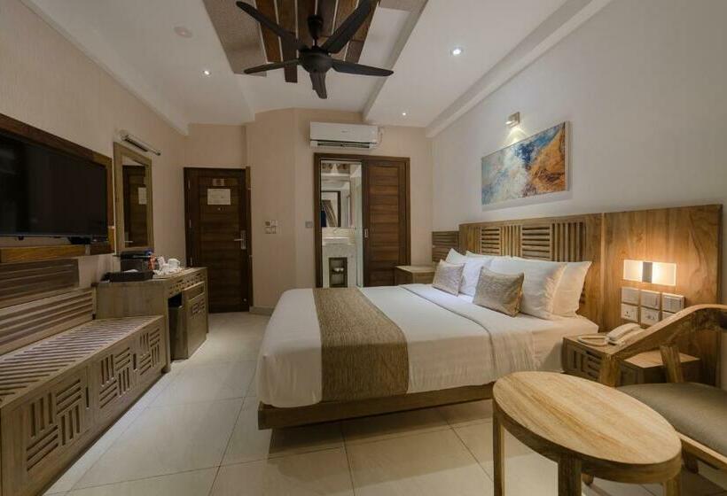 اتاق استاندارد با بالکن و چشم‌انداز دریا, Ocean Grand At Hulhumale