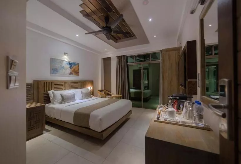 اتاق استاندارد با بالکن و چشم‌انداز دریا, Ocean Grand At Hulhumale